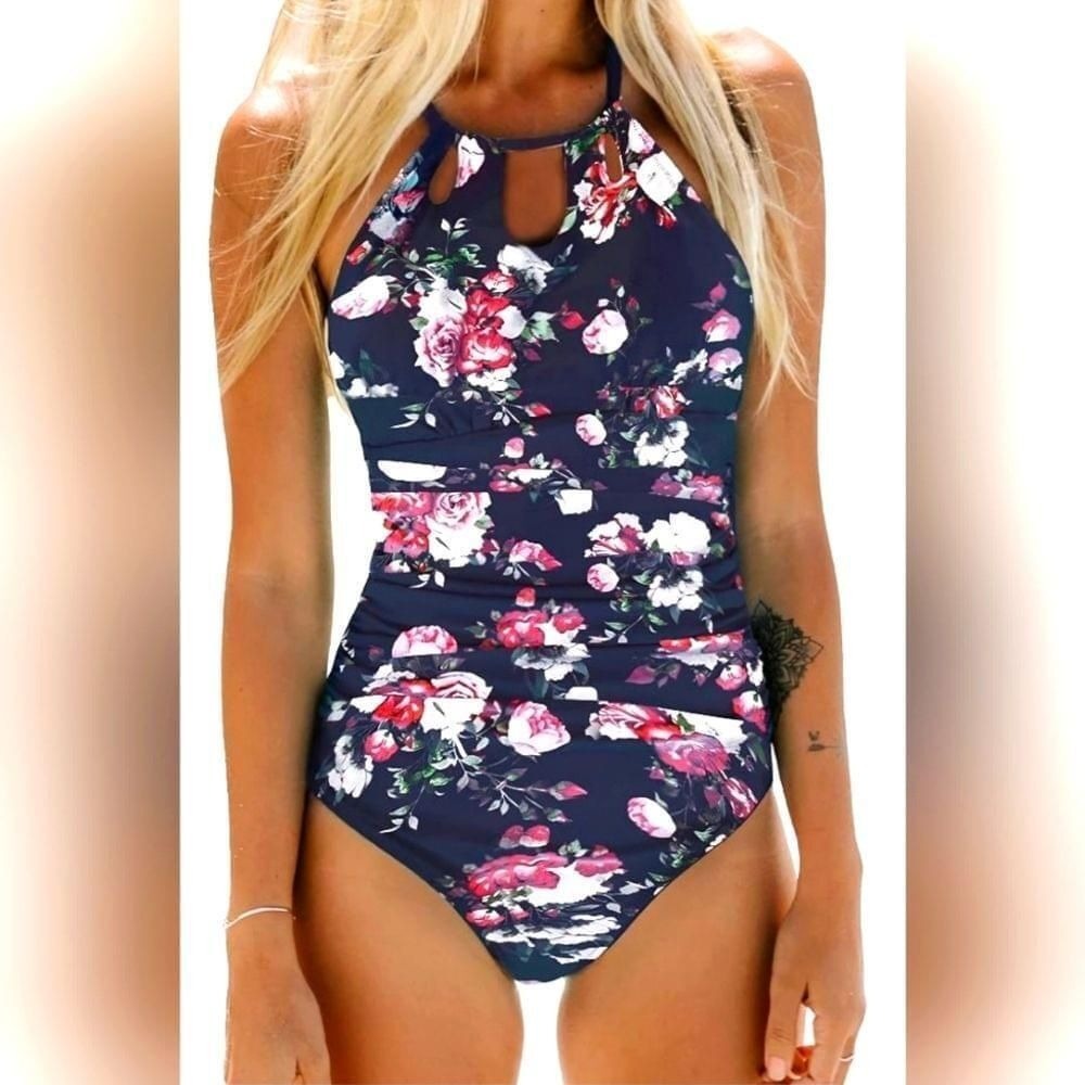 NEW Cupshe XS one-piece swimsuit high neck tummy control floral‎